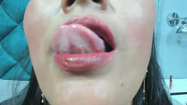 PENELOPELEWISs's cam snapshot