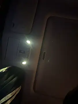 Fengbaby-555 live sex cam