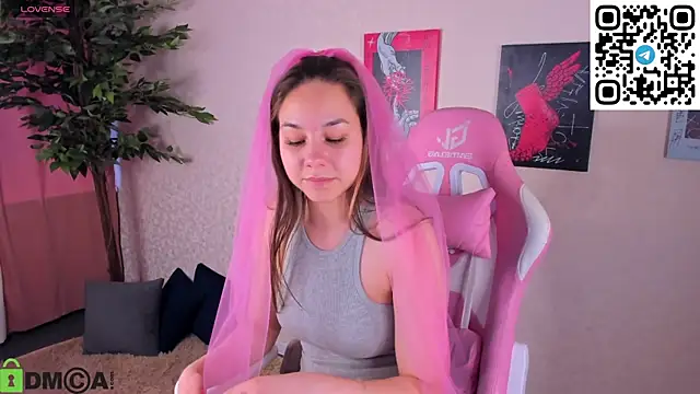 Al1ice_Moures's cam snapshot