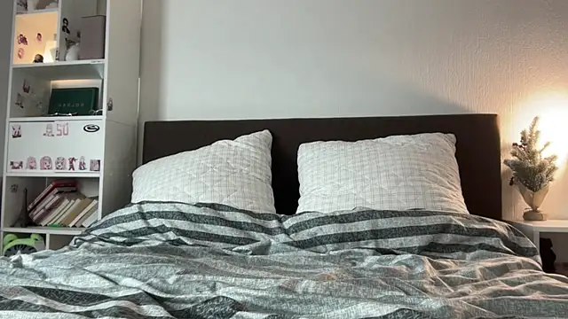 yourlittlesunrise_ live sex cam