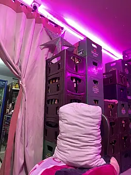 Hot_beauty__'s cam snapshot