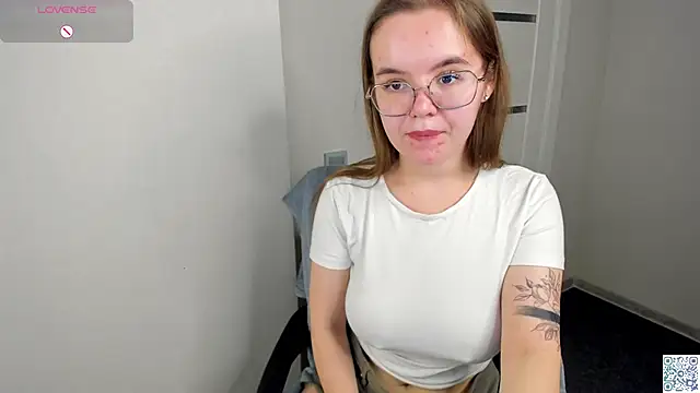 RadiantFairy's cam snapshot