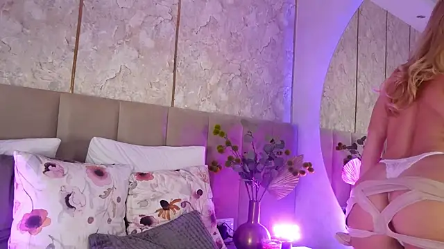 LEXY_EVE's cam snapshot