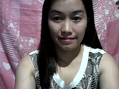 CreamyPussy30's cam snapshot