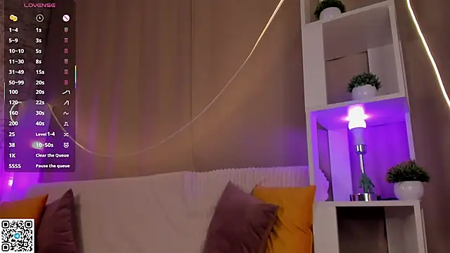 AlberthaEscue's cam snapshot