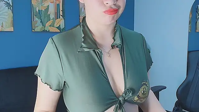 Zamira_Taylor's cam snapshot