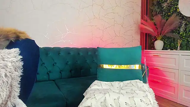 angel_wow_'s cam snapshot