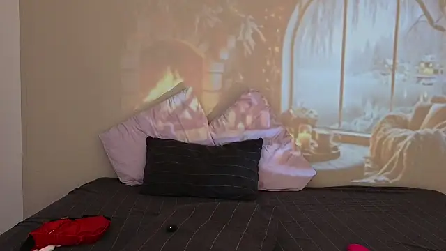 CharlotteDoe's cam snapshot