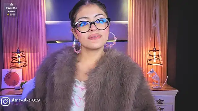 AlanaWalker9's cam snapshot