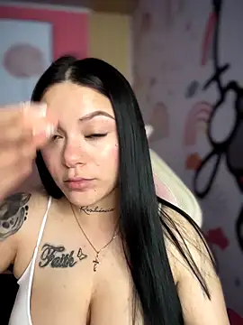 Megaan__More's cam snapshot