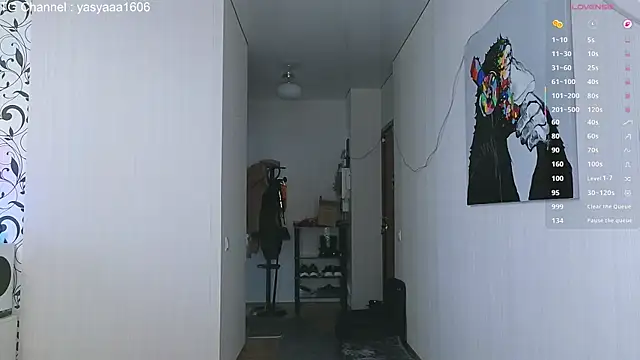 Yassyaaa's cam snapshot