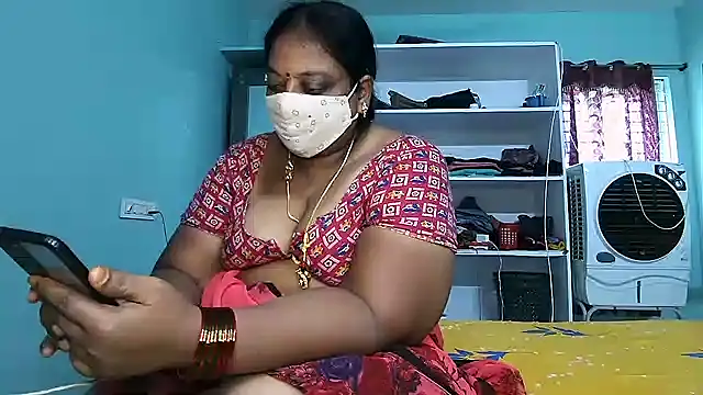 Honey__baby_'s cam snapshot