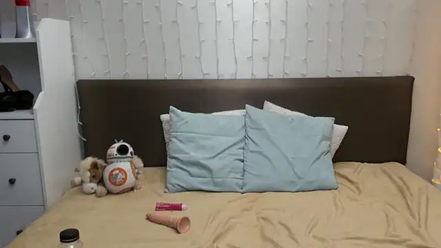 ZoeKhalifa's cam snapshot