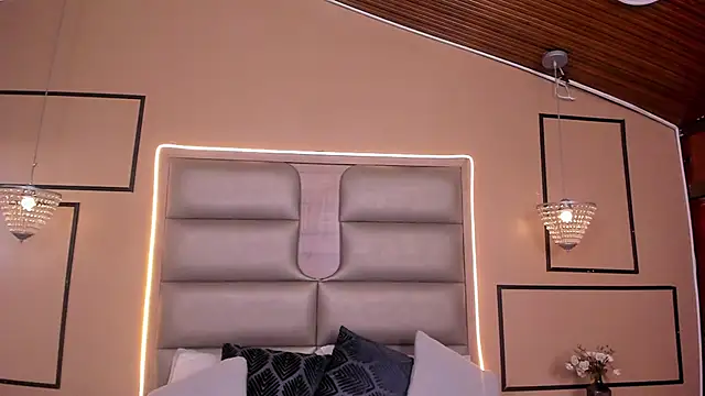 CAYLINCOLLINS's cam snapshot