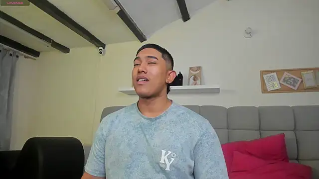 erotic_sins's cam snapshot