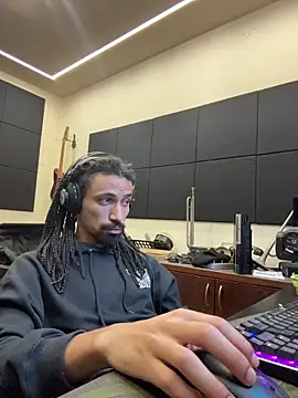 FavelaDaddyCum's cam snapshot