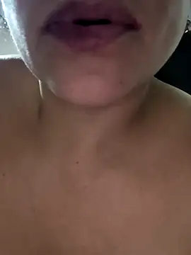 Kasandra02 live sex cam