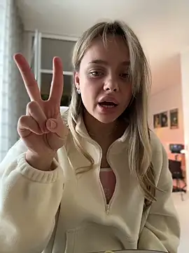 Kylie_Desire live sex cam