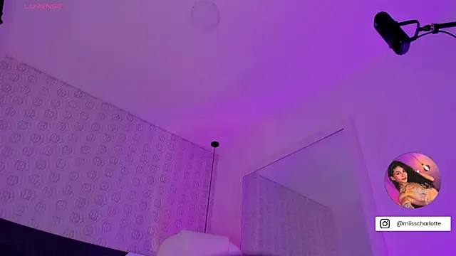 MiissCharlotte's cam snapshot