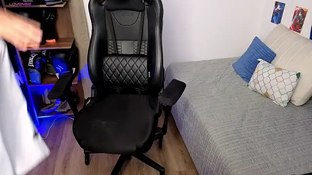 JacobKirito's cam snapshot