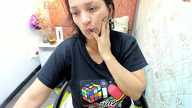 MarilynMiilf_'s cam snapshot