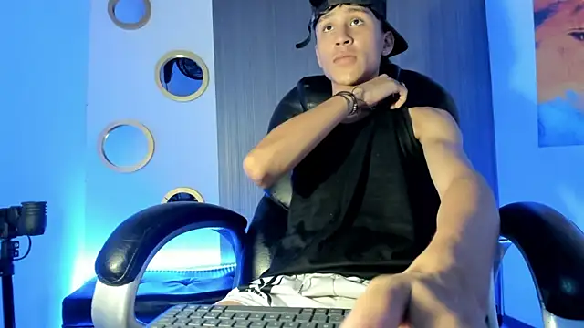 Daddy_Darcks's cam snapshot