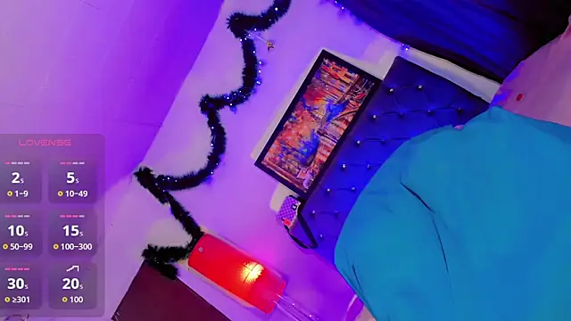 Gabyqueen70 live sex cam