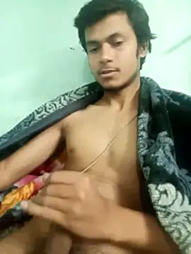 maxmishra18 live sex cam