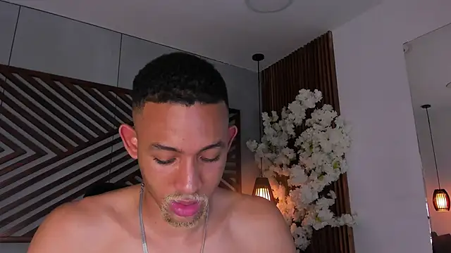 B_Wild's cam snapshot