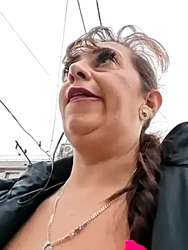 AvaDivaMilf's cam snapshot