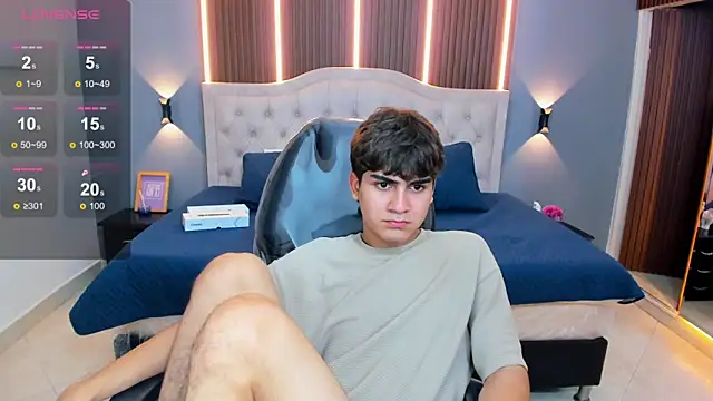 Tommy18__'s cam snapshot