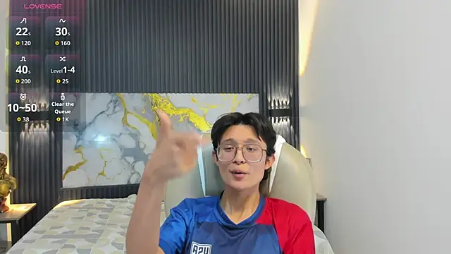 SantiagoRusso18's cam snapshot