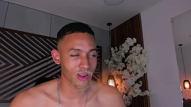 B_Wild's cam snapshot