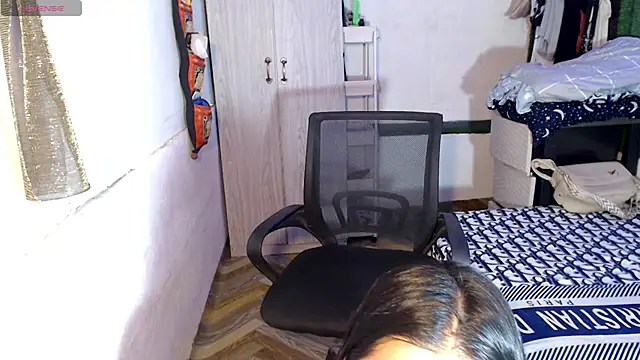 UrLuckyChloe live sex cam