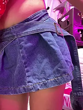 Hot_beauty__'s cam snapshot