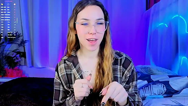 -CindyLou's cam snapshot