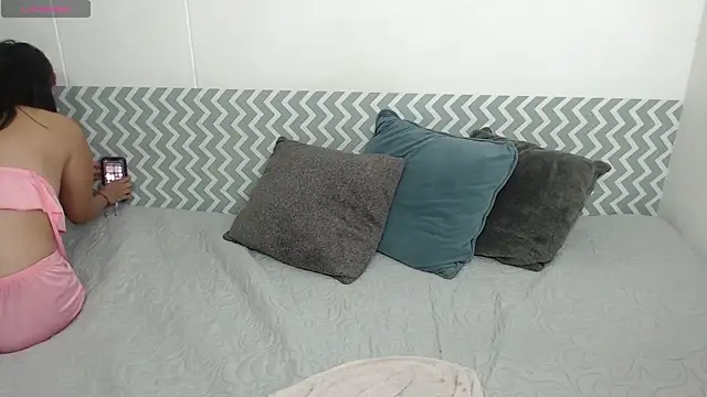 EmilyCoy_'s cam snapshot