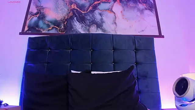 Luna_Moo_'s cam snapshot