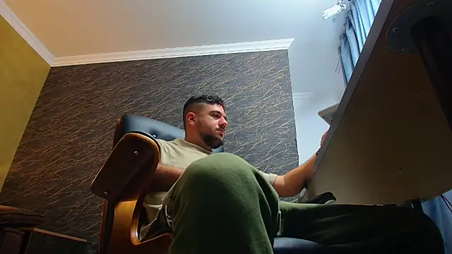 JoshKnights's cam snapshot