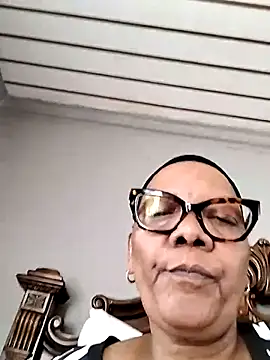 SEXYBOOBSNASS's web cam