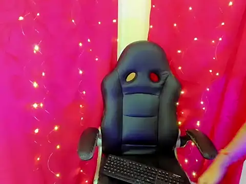 laxissh_X live sex cam