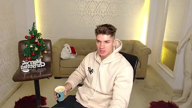 MaxKaiden's cam snapshot