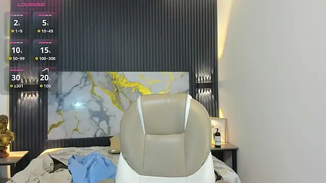 SantiagoRusso18's cam snapshot