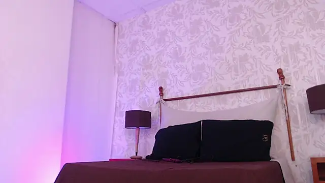 peyton_golden1's cam snapshot