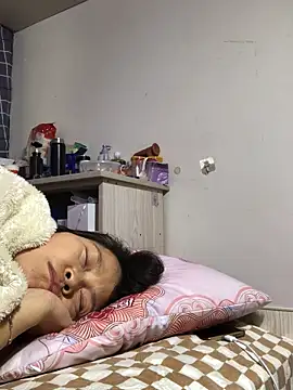 Yes-Baby-A's cam snapshot