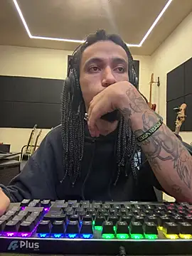 FavelaDaddyCum live sex cam