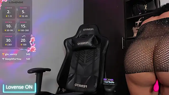 MeganDaviees live sex cam