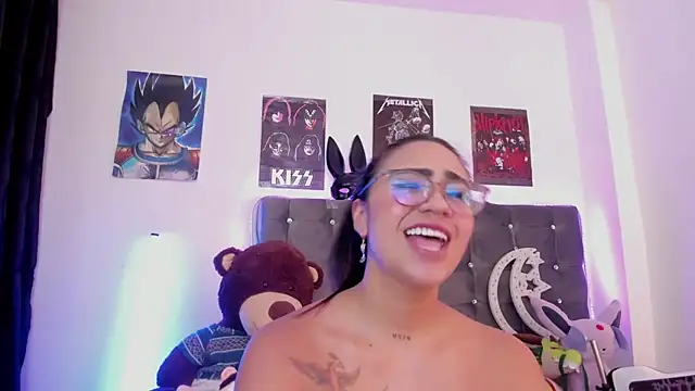 lunabritton1's cam snapshot