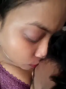 hornyzinia123's cam snapshot