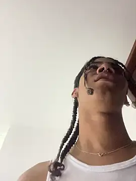 Maxim-Walker live sex cam